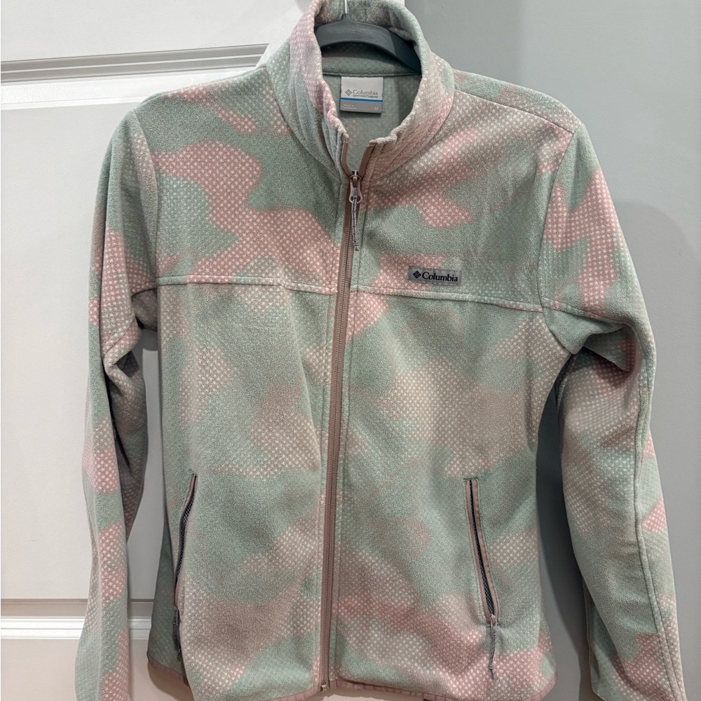 Columbia Pink and Mint Camo Full-Zip Fleece Jacket